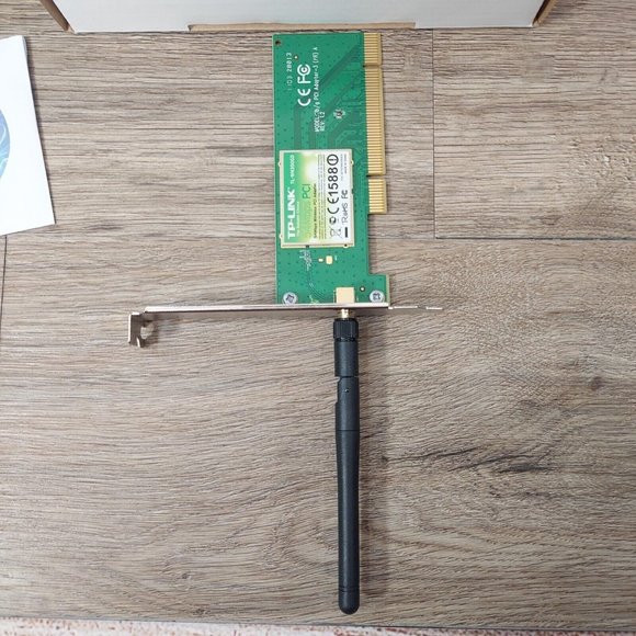 TP-Link 54 Mbps Wireless G PCl Express Adapter Model TL-WN350GD Rev:1.2 Computer - Picture 8 of 15